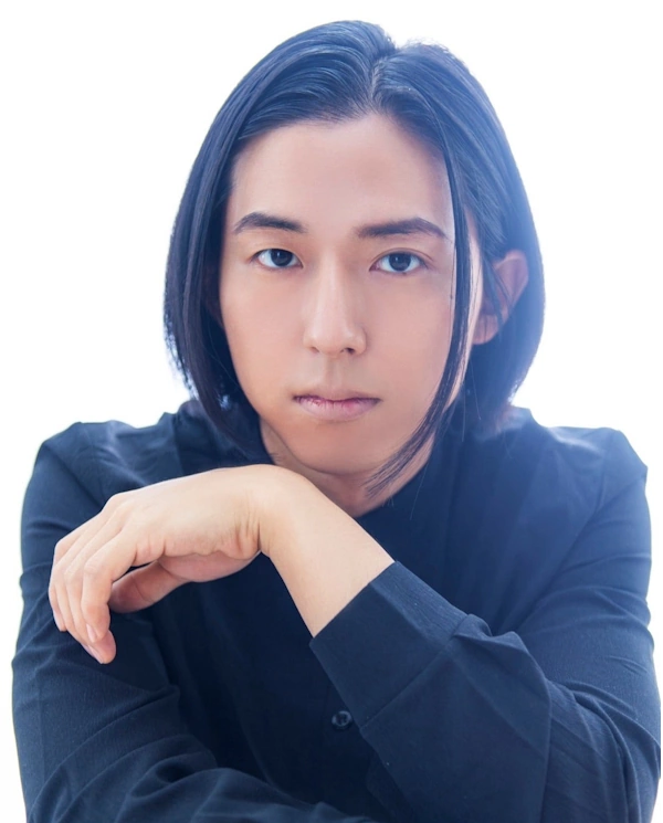 手塚日南人 プロフィール (父 母 兄 家族物語)