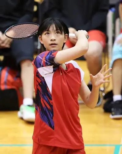 バドミントン 宮崎友花 プロフィール & ラケット 戦績 世界ランキング 宮崎友花 幼少期