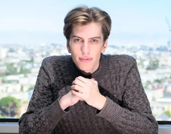 レオポルド・アッシェンブレナー 結婚式前日に清算されたAI投資の天才 レオポルド・アッシェンブレナー 結婚式前日に清算されたAI投資の天才