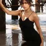 モデル リヤ・アヒル プロフィール·警察のバスを阻止したインドの英雄 Riya Ahir リヤ・アヒル プロフィール・警察バスを阻止したインドのモデル