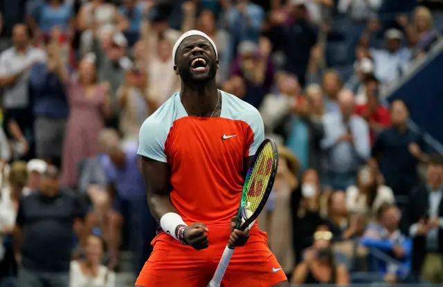 テニス フランシス・ティアフォー プロフィール・テニスコート管理人の息子(優勝歴 対戦成績 ラケット) 16年ぶりのアメリカ選手の全米オープンベスト4、ティアフォー