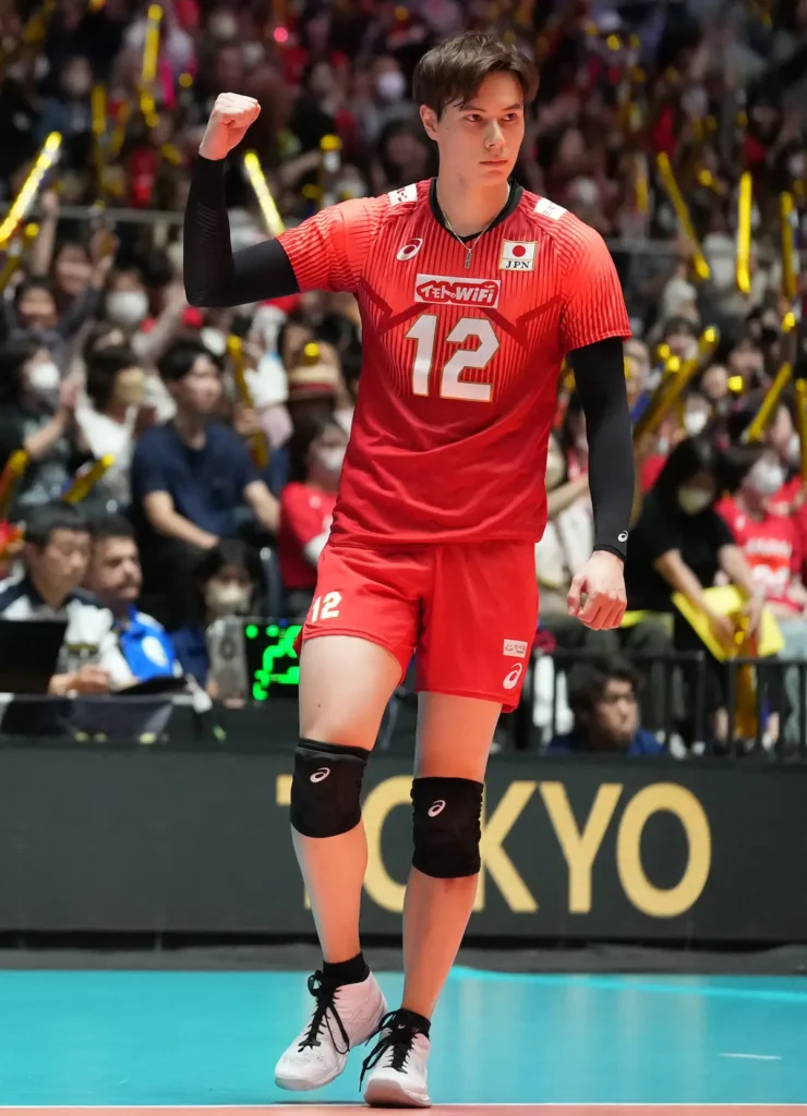 バレーボール髙橋藍プロフィール·身長188の日本エースの(受賞・年俸・移籍歴) バレーボール髙橋藍プロフィール·身長188の日本エースの(受賞・年俸・移籍歴)