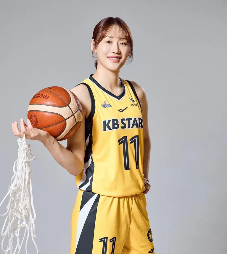 バスケットボールカン・イスルプロフィール·WNBA挑戦する韓国の3点シューター(成績 年俸) バスケットボールカン・イスルプロフィール·WNBA挑戦する韓国の3点シューター(成績 受賞 年俸)