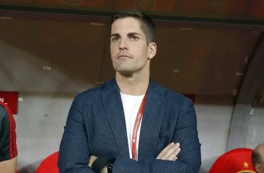 ロベルト・モレノ監督プロフィール·サッカー韓国代表 (性的·戦術·経歴) ロベルト・モレノ監督プロフィール·サッカー韓国代表 (性的·戦術·経歴)