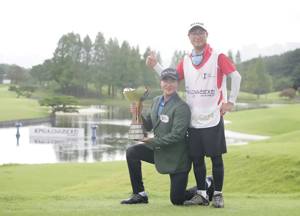 ゴルフ 金成玹 プロフィール·クラブセッティング WITB·ランキング (キム・ソンヒョン) 金成玹ゴルフ選手 KPGA選手権優勝