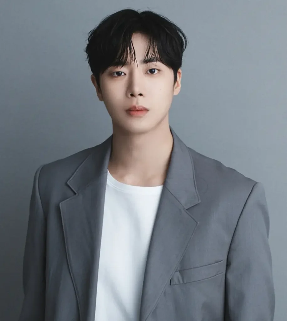 韓国俳優チュ・ヨンウ プロフィール·ドラマ·映画·テレビ番組 出演 韓国俳優チュ・ヨンウプロフィール·ドラマ·映画·テレビ番組 出演